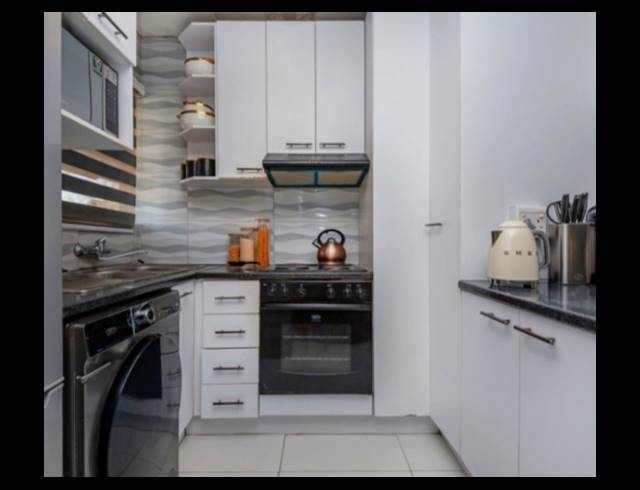 2 BEDROOM APARTMENT FOR SALE IN WHITNEY GARDENS